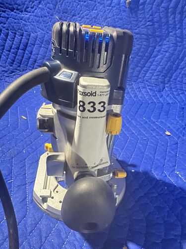 Lot #833 (1 of 3)