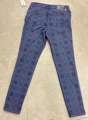 Lot #15 (1 of 8)