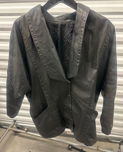 Lot #181 (1 of 7)