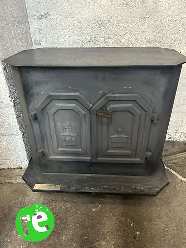 Lot #88 (1 of 8)