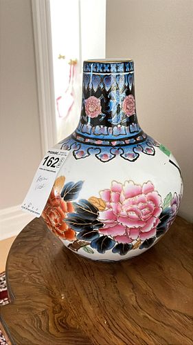 Lot #162 (1 of 8)