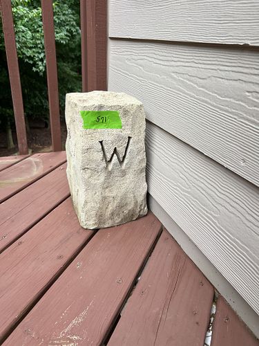 Lot #571 (1 of 6)