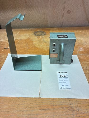 Lot #306 (1 of 4)