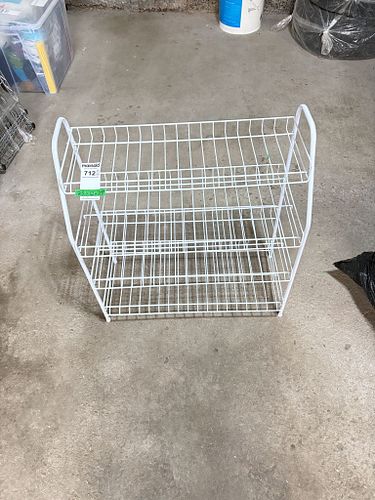 Lot #712 (1 of 6)