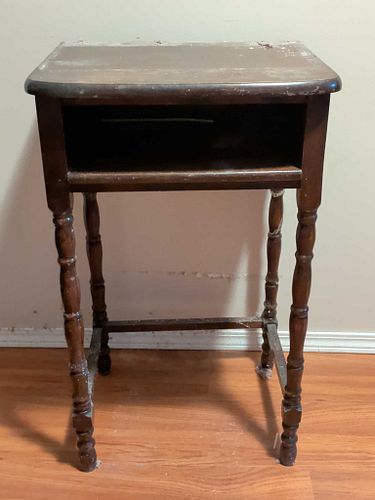 Lot #142 (1 of 4)