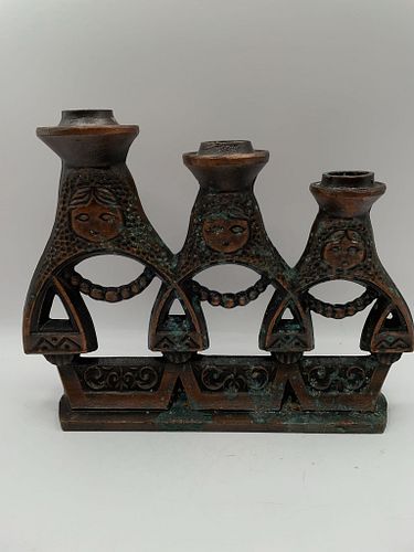 Lot #16 (1 of 12)