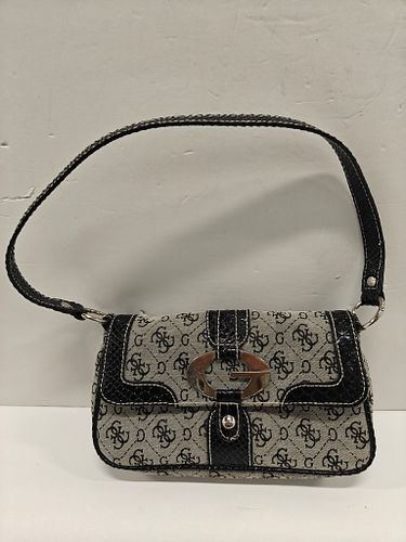 Lot #923 (1 of 13)