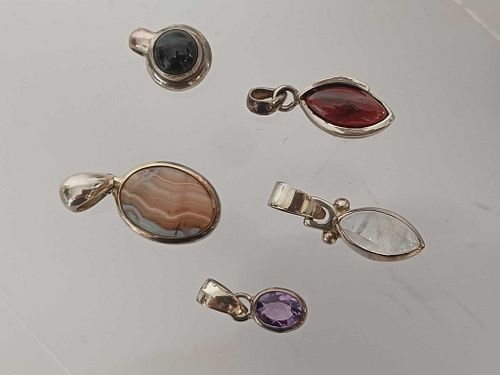 Lot #995 (1 of 5)