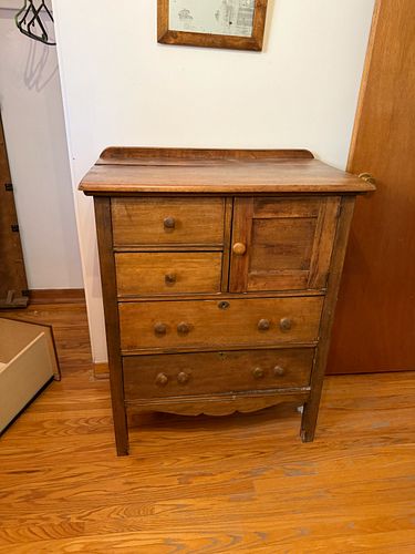 Lot #49 (1 of 7)