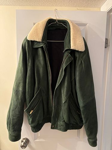 Lot #148 (1 of 4)