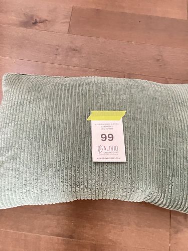 Lot #99 (1 of 5)