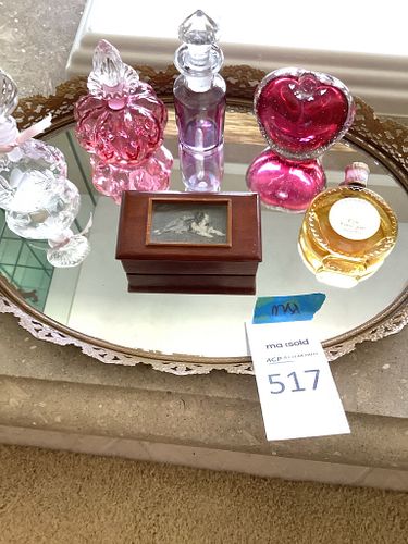 Lot #517 (1 of 8)
