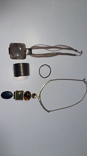 Lot #24 (1 of 5)