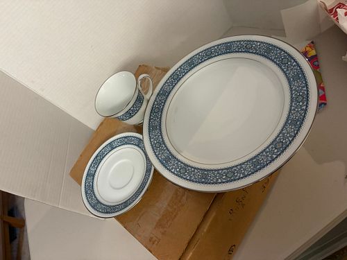 Lot #43 (1 of 8)
