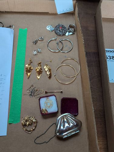 Lot #537 (1 of 18)