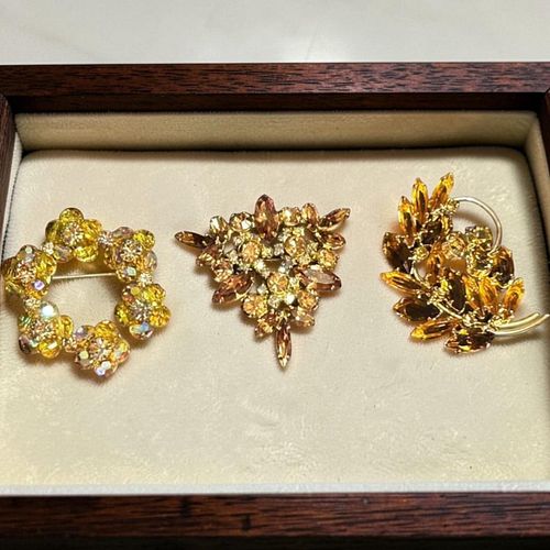 Lot #15 (1 of 5)