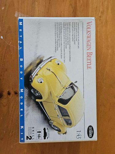 Lot #25 (1 of 5)