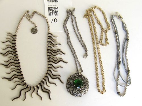 Lot #70 (1 of 7)