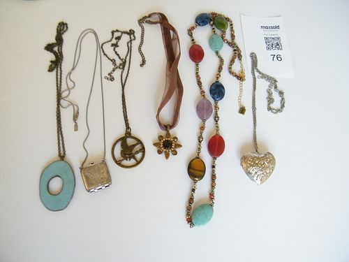 Lot #76 (1 of 8)