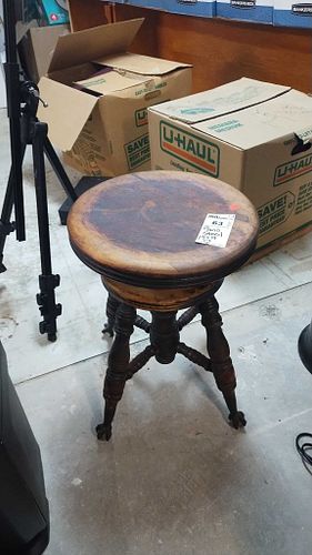 Lot #63 (1 of 9)