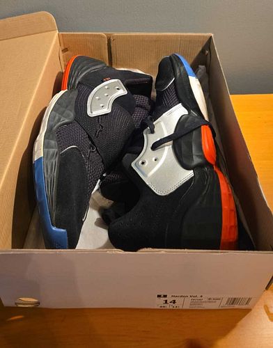 Lot #7 (1 of 13)