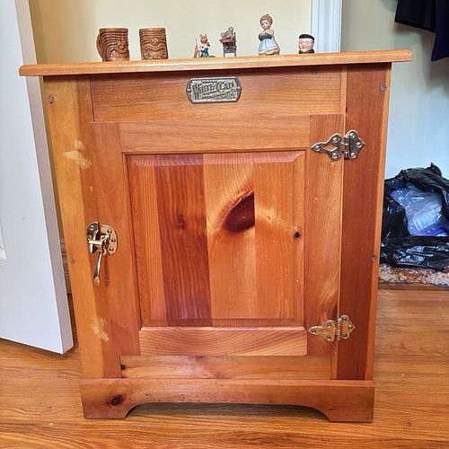 Lot #61 (1 of 6)