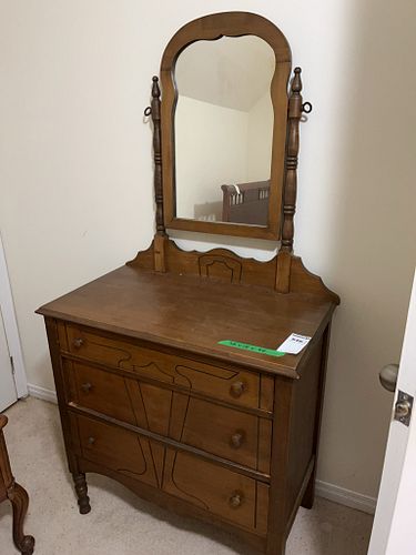 Lot #546 (1 of 18)