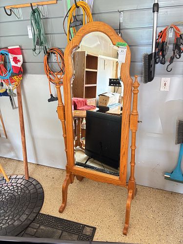 Lot #23 (1 of 6)