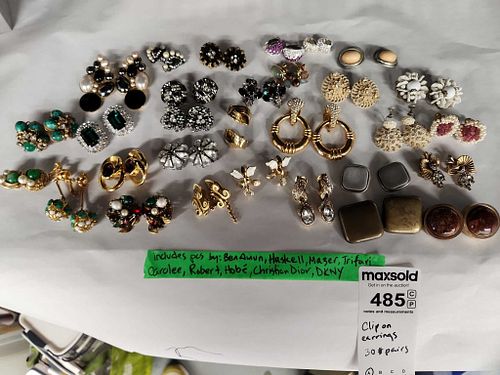 Lot #485 (1 of 15)