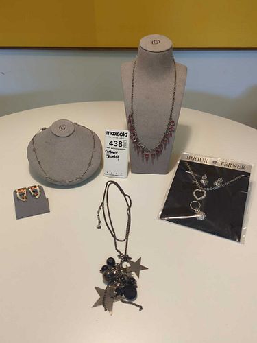 Lot #438 (1 of 7)