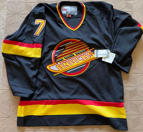 Lot #10 (1 of 5)
