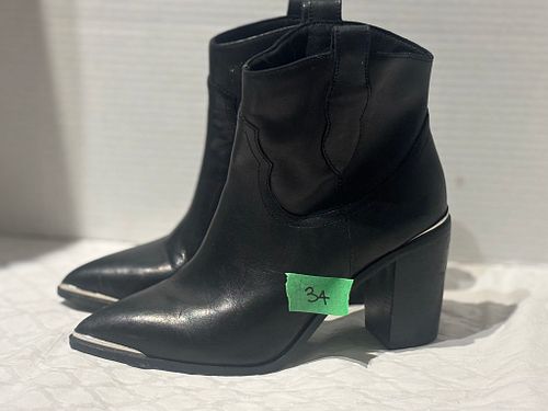 Lot #134 (1 of 5)