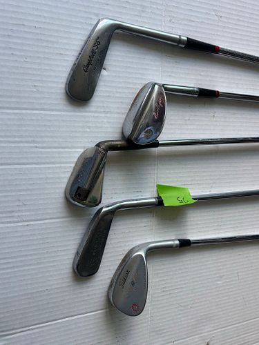 Lot #175 (1 of 7)