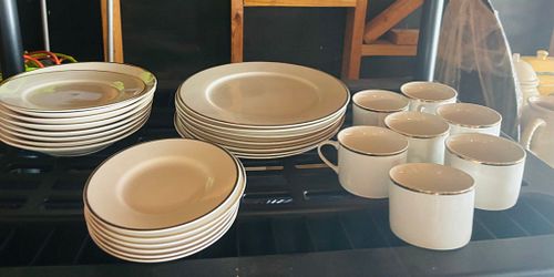 Lot #25 (1 of 6)