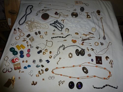 Lot #63 (1 of 6)