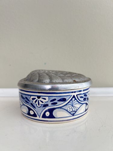 Lot #33 (1 of 5)