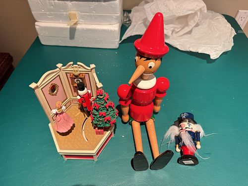 Lot #135 (1 of 4)