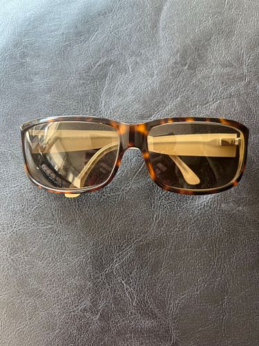 Lot #32 (1 of 4)