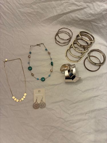 Lot #53 (1 of 6)