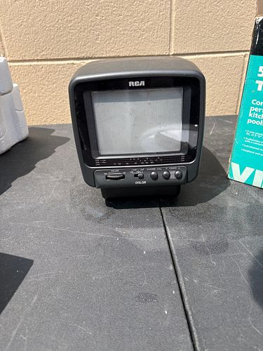 Lot #35 (1 of 4)