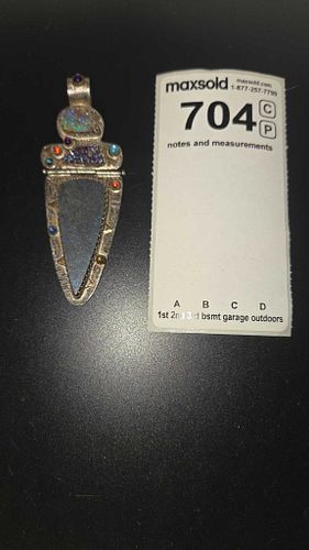 Lot #704 (1 of 7)