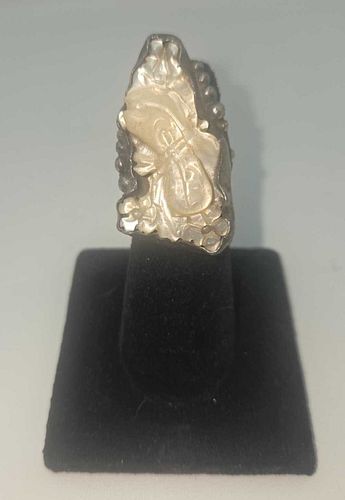 Lot #749 (1 of 13)