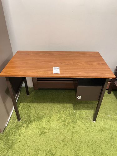 Lot #223 (1 of 7)