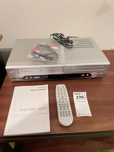 Lot #239 (1 of 9)