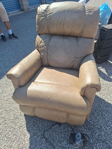 Lot #7 (1 of 4)