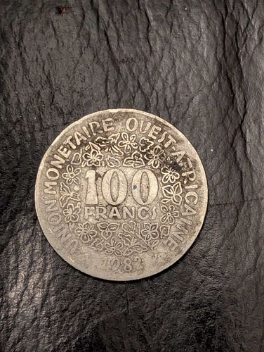 Lot #135 (1 of 4)