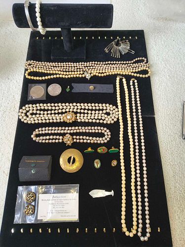 Lot #665 (1 of 20)