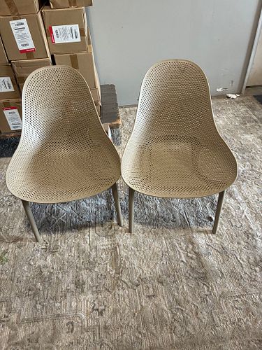 Lot #39 (1 of 5)