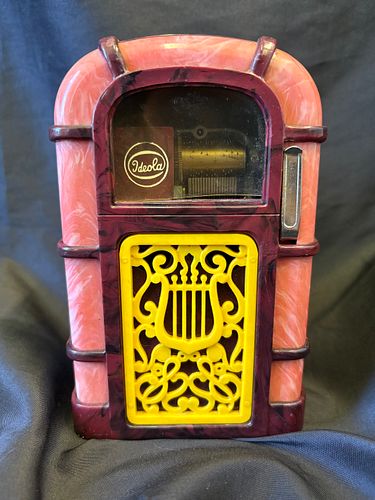 Lot #65 (1 of 9)
