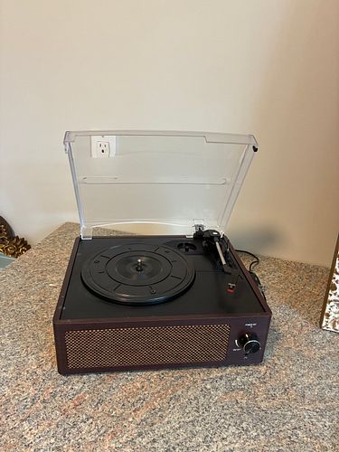 Lot #18 (1 of 10)